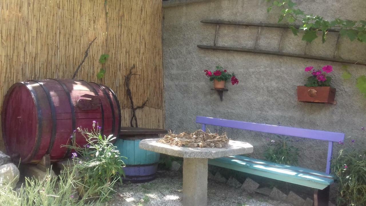 Guesthouse Familija Tariba Supetarska Draga Exterior foto